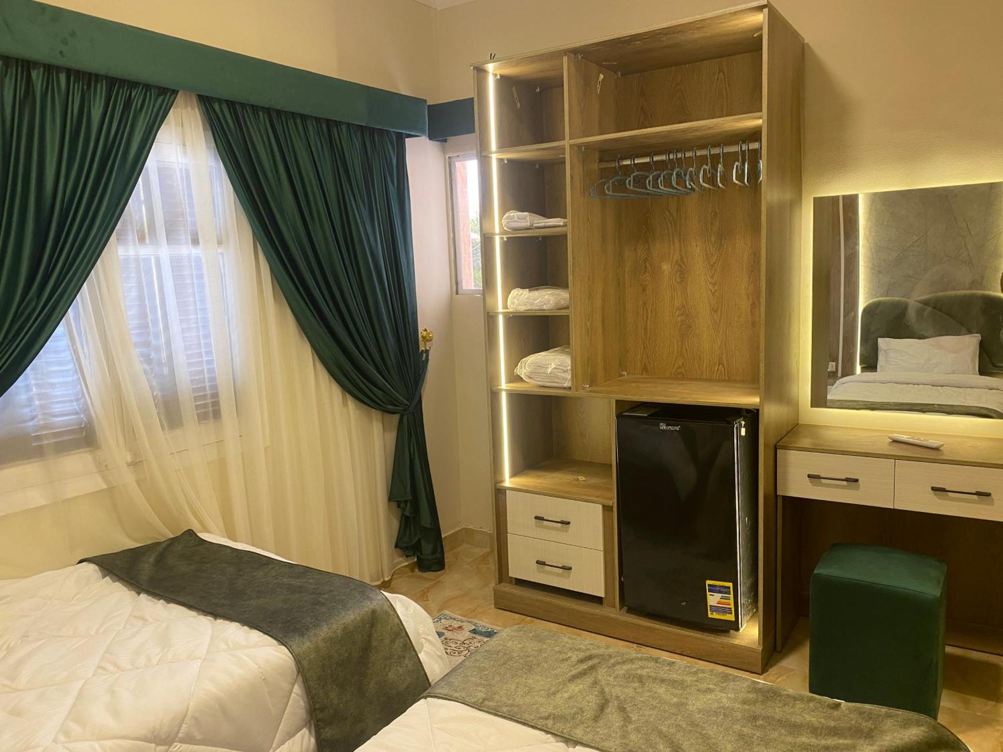 Kafret el-Gabal Global Pyramids Hotel מראה חיצוני תמונה