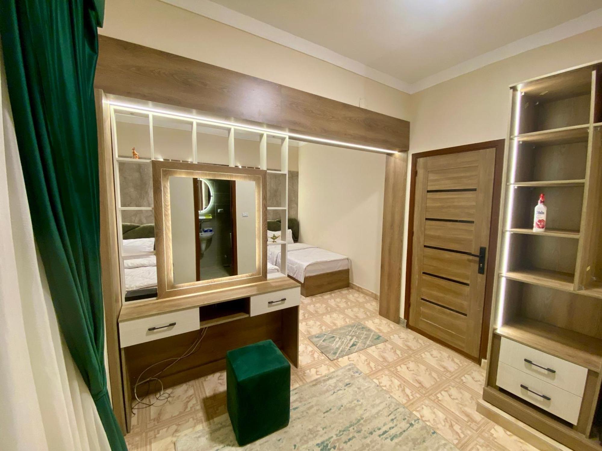 Kafret el-Gabal Global Pyramids Hotel מראה חיצוני תמונה